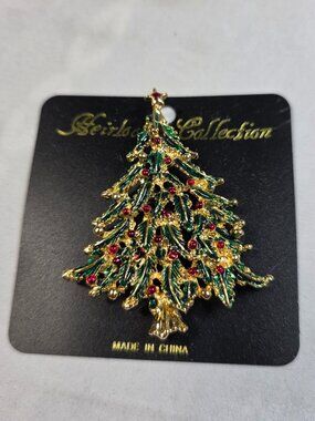 Heirloom Collection Christmas Tree Pin – Gold Tone Holiday Brooch with Red Ornam